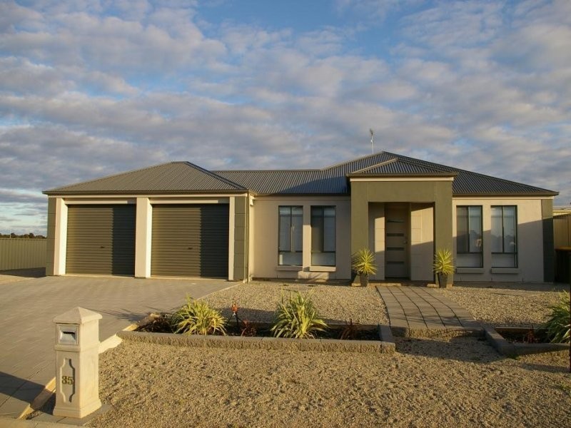 35 Daniel Drive, Kadina SA 5554