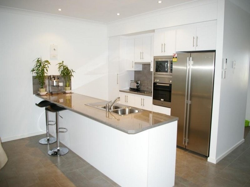 27 Diagonal Road, Wallaroo SA 5556