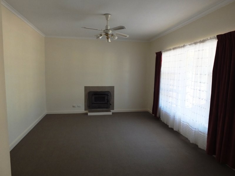 107 Cornish Terrace, Wallaroo SA 5556