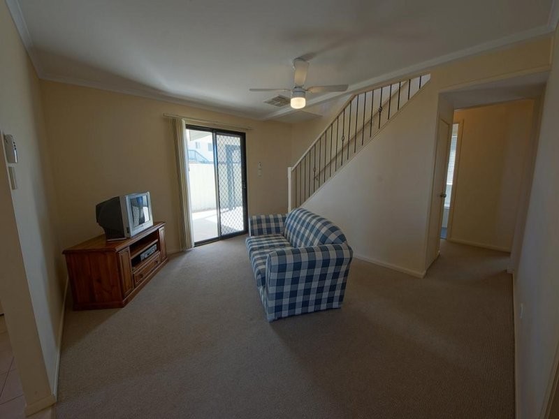 19 Rose Avenue, North Beach SA 5556