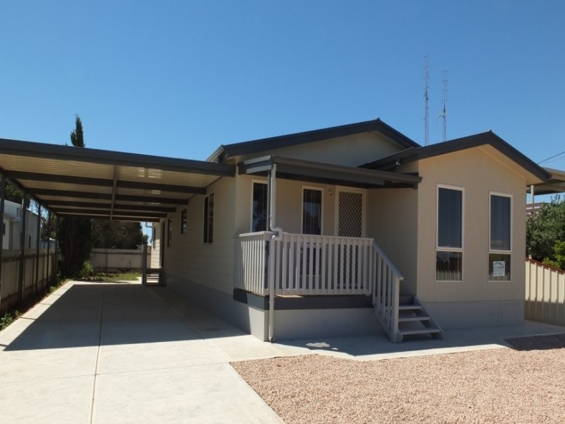 3 Bayview Parade, North Beach SA 5556