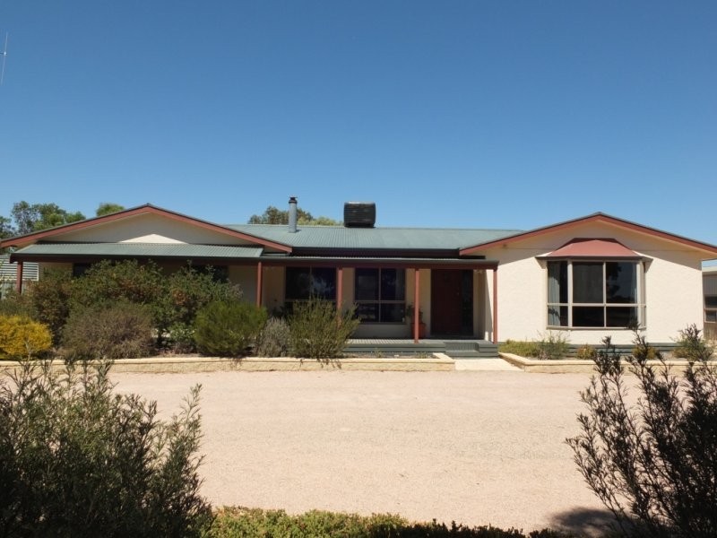 14 Evans Road South, Wallaroo SA 5556