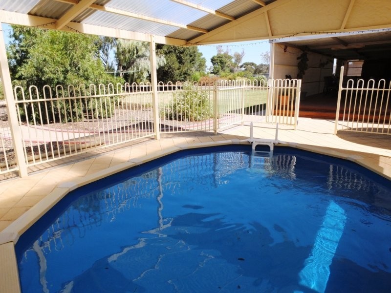 14 Evans Road South, Wallaroo SA 5556