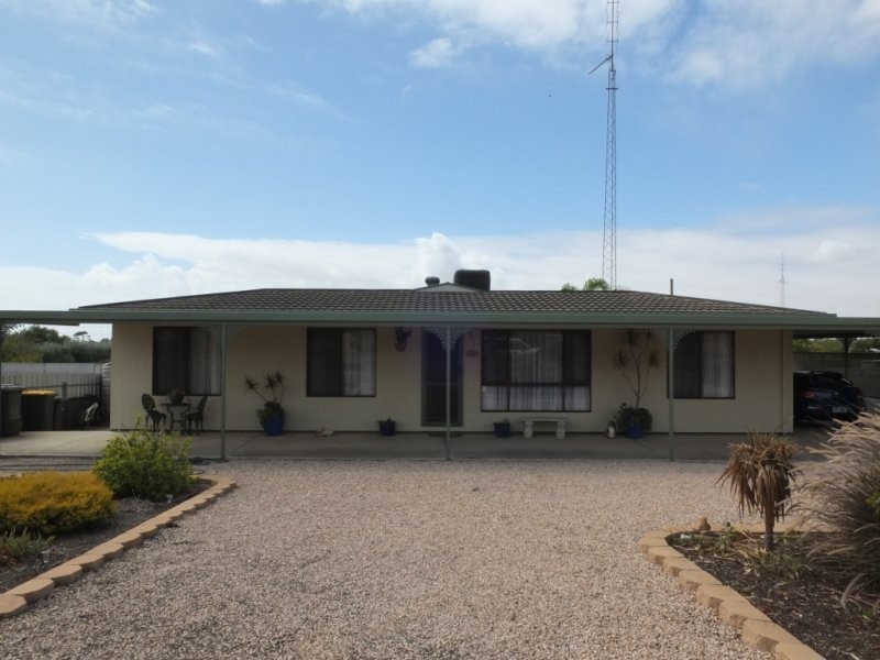 49 Narangga Tce, Moonta Bay SA 5558