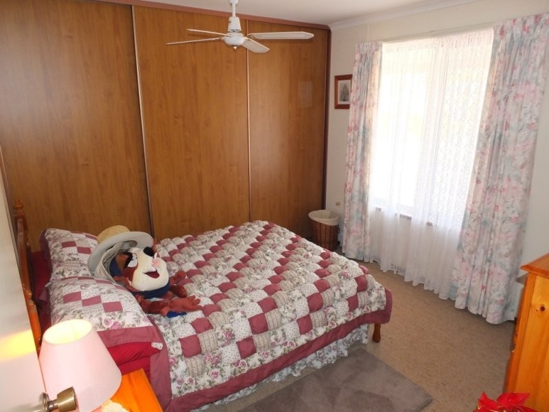 49 Narangga Tce, Moonta Bay SA 5558