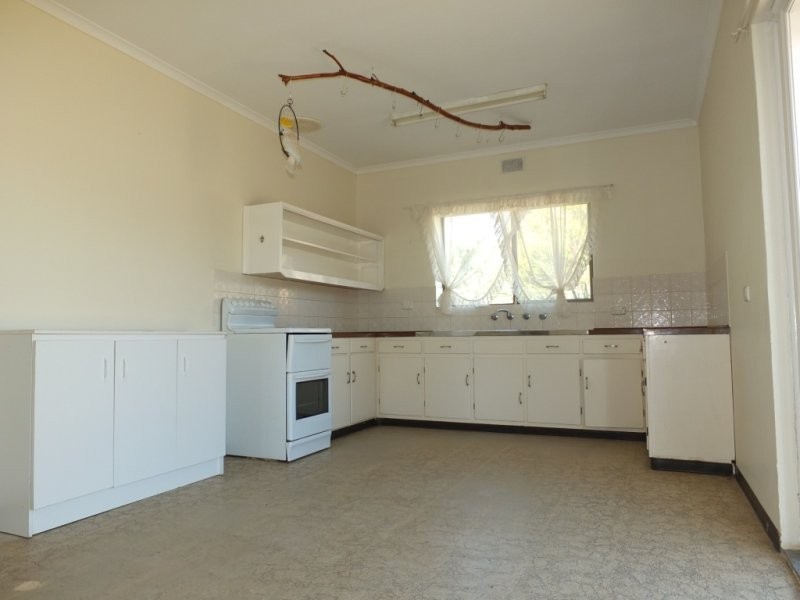 24 Port Road, Kadina SA 5554