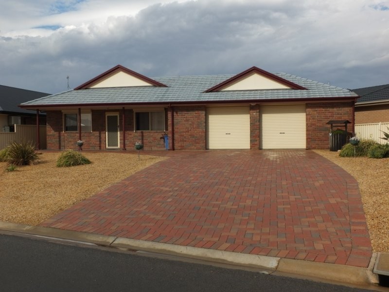 68 Gilmore Crescent, Wallaroo SA 5556