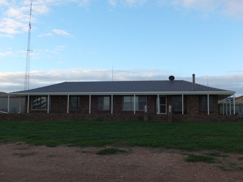 2 Kay Drive, North Beach SA 5556