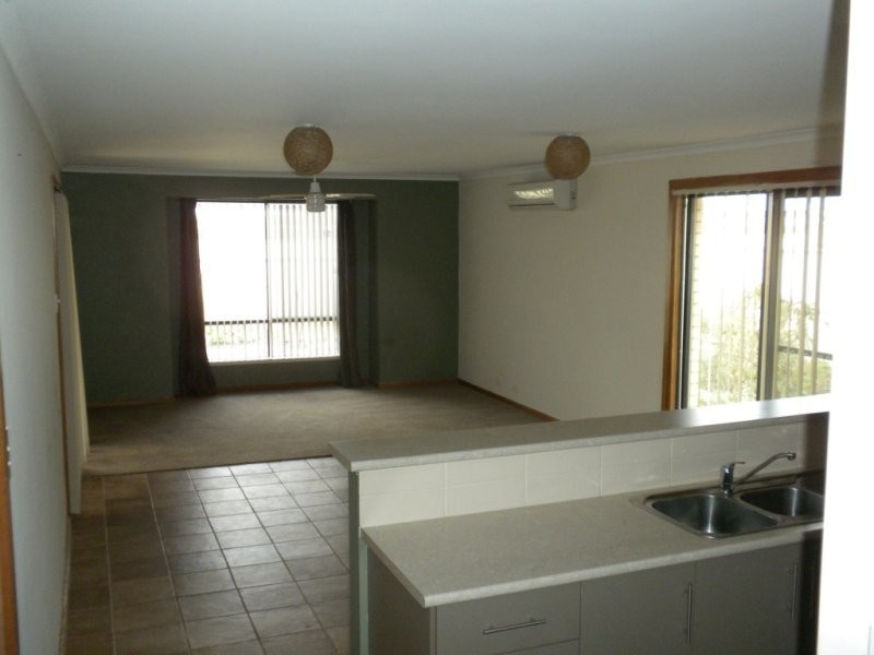 24 Clarke Street, Wallaroo SA 5556