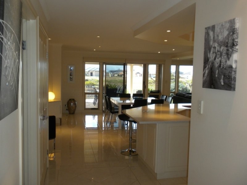 16 Genoa Place, Wallaroo SA 5556