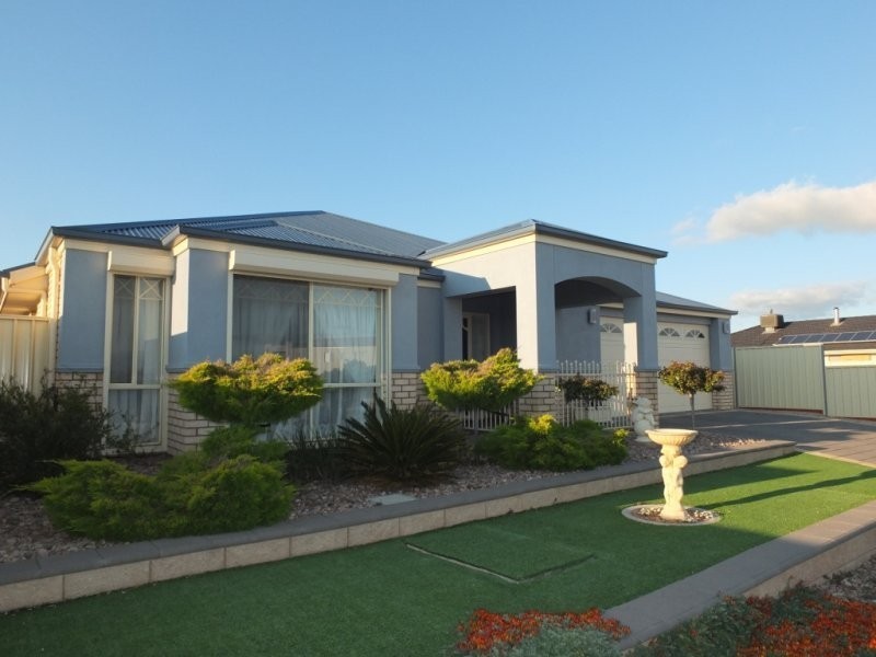 99 Pommern Way, Wallaroo SA 5556
