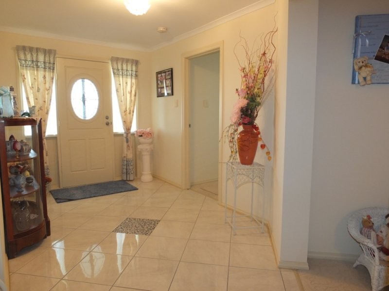 99 Pommern Way, Wallaroo SA 5556