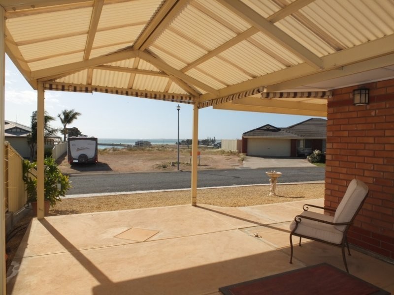 19 Barbican Close, Wallaroo SA 5556
