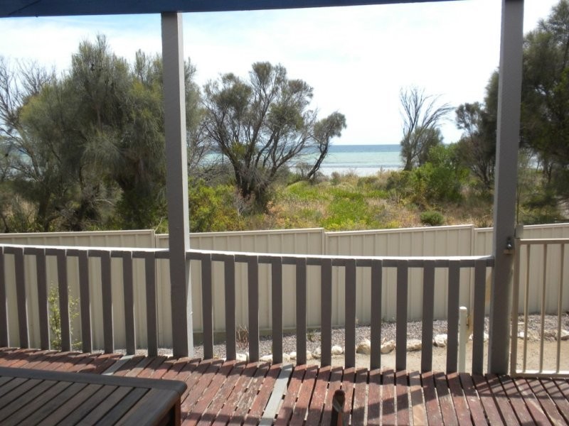 6 Pinwattle Place, The Pines SA 5575