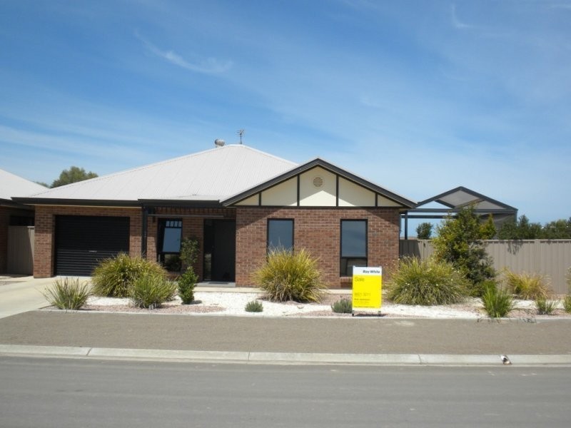 1a Shorter Street, Moonta Bay SA 5558
