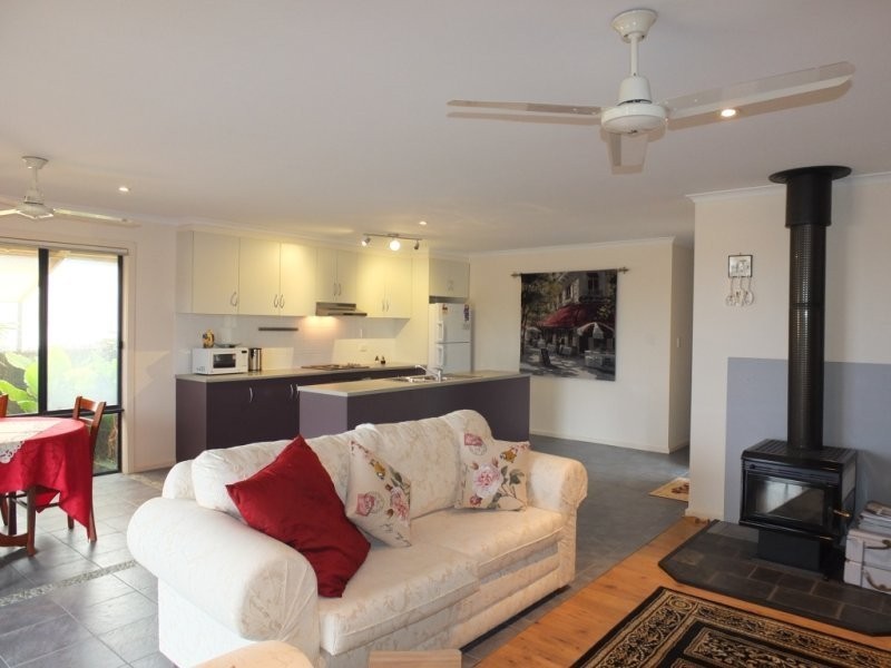 25 Kassa Road, North Beach SA 5556