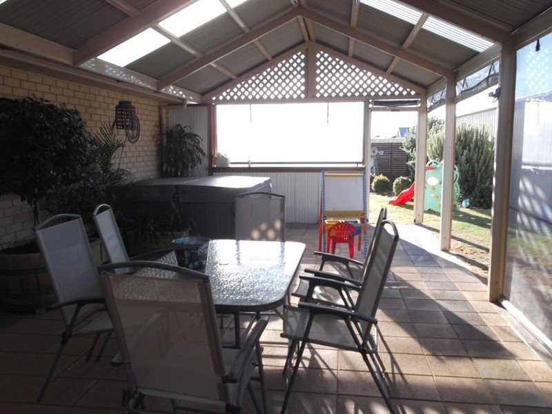 43 Stocker Street, Moonta Bay SA 5558