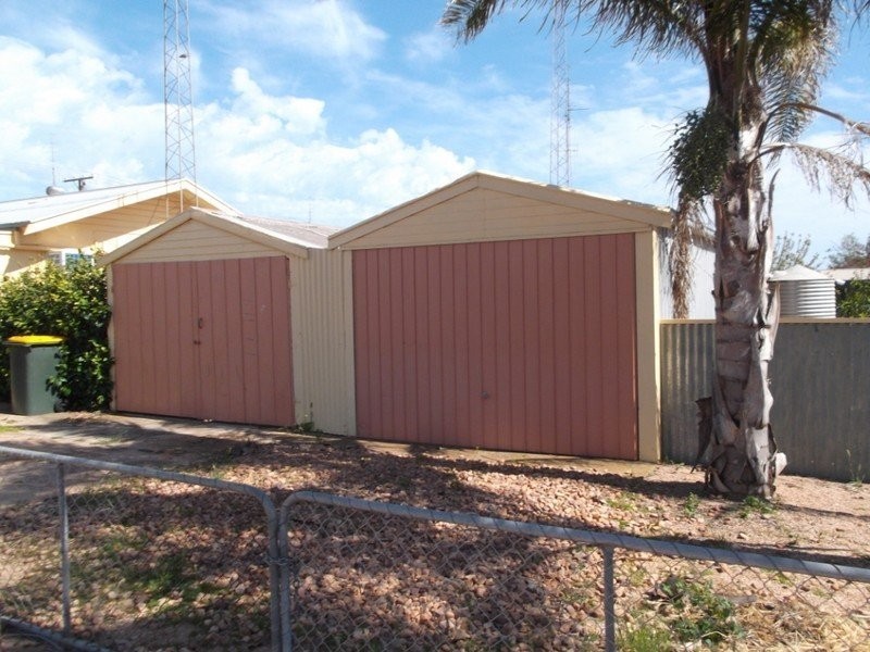 17 Young Street, Wallaroo SA 5556