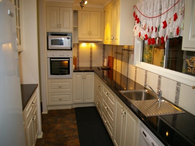 87 Cornish Terrace, Wallaroo SA 5556