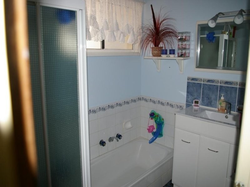 87 Cornish Terrace, Wallaroo SA 5556