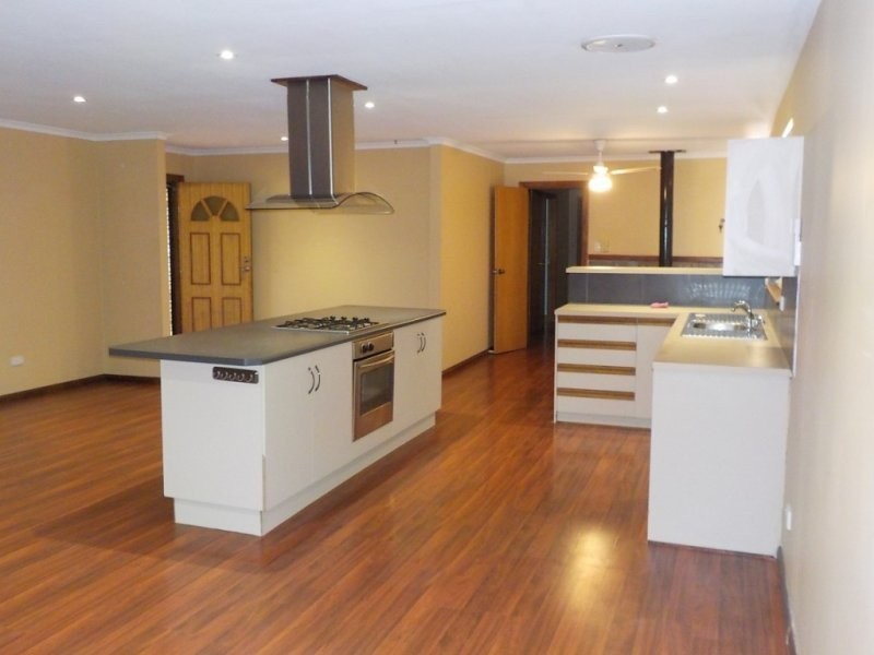 56 Railway Terrace, Paskeville SA 5552