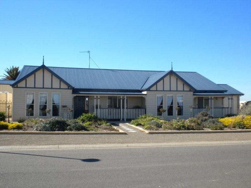 58 Islesworth Street, North Beach SA 5556