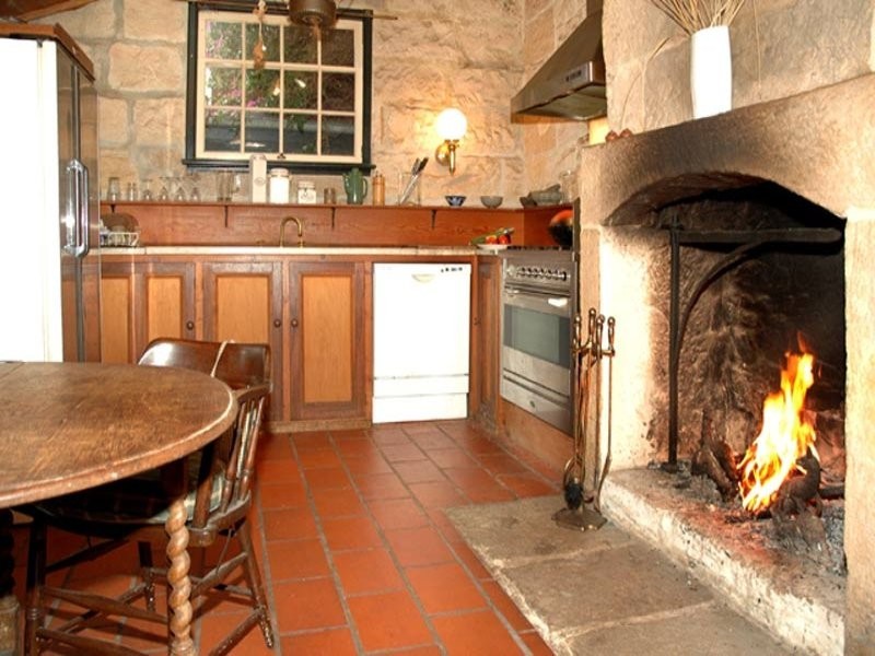 24 Batemans Road, Gladesville NSW 2111