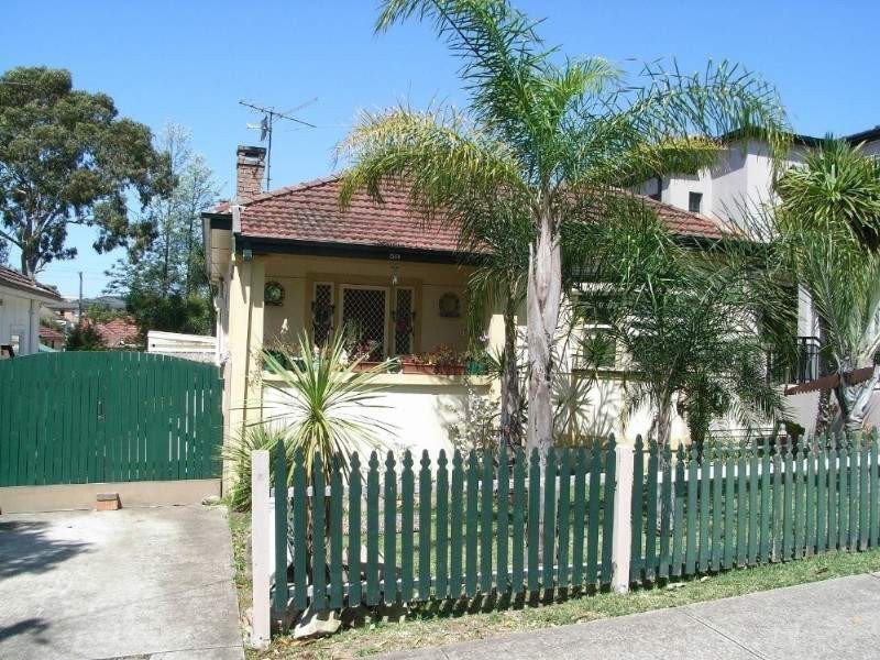 59 Louis Terrace, Hurstville NSW 2220