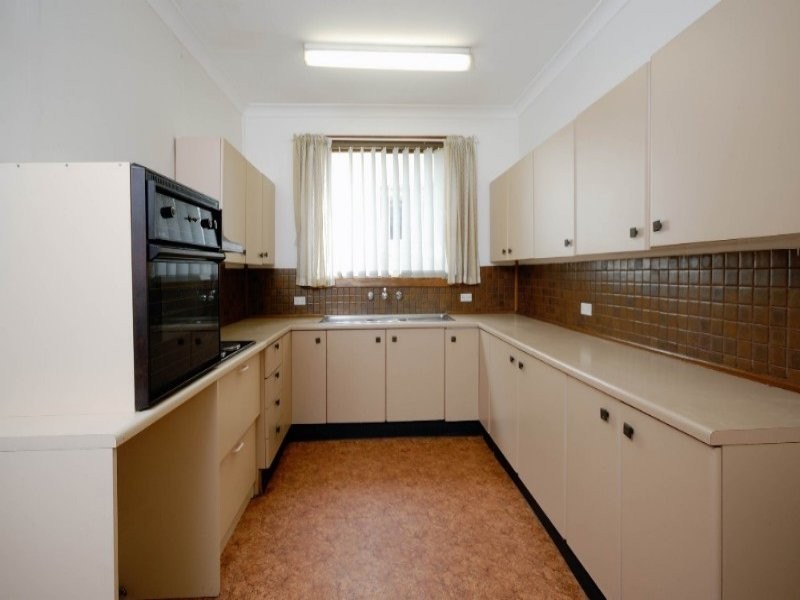 9 Barwon Road, Mortdale NSW 2223