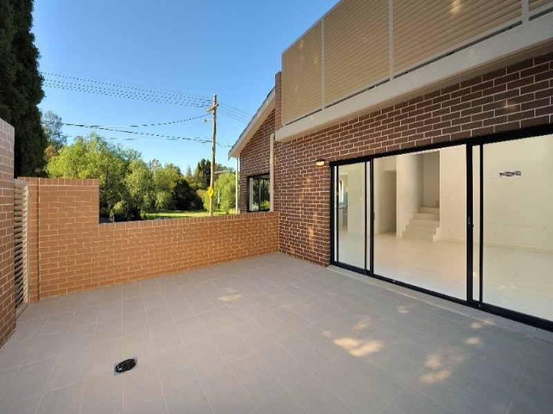 14 River Road, Oatley NSW 2223