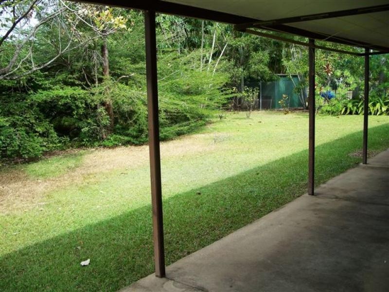 9 Troon Place, Northlakes NT 0812
