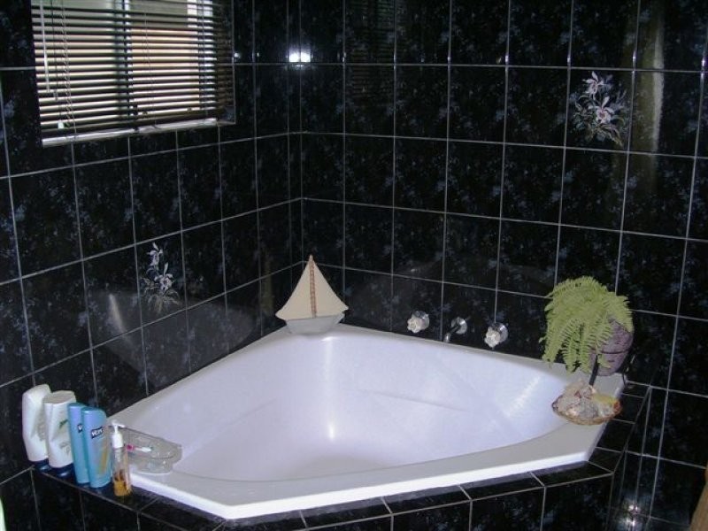 57 Bagshaw Crescent, Gray NT 0830