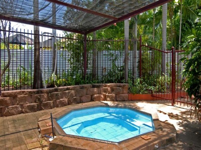 17 Coronet Crescent, Anula NT 0812