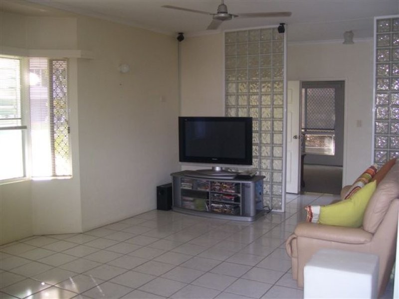 8 Allamurr Court, Gray NT 0830