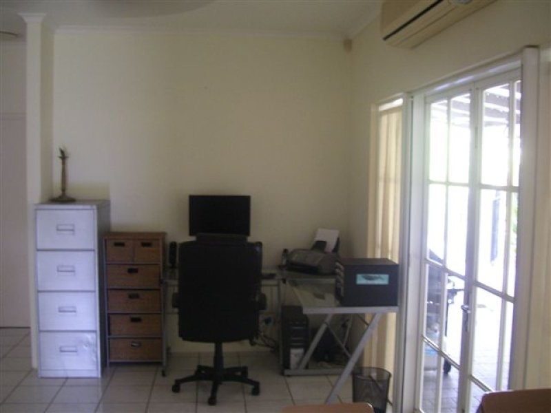 8 Allamurr Court, Gray NT 0830