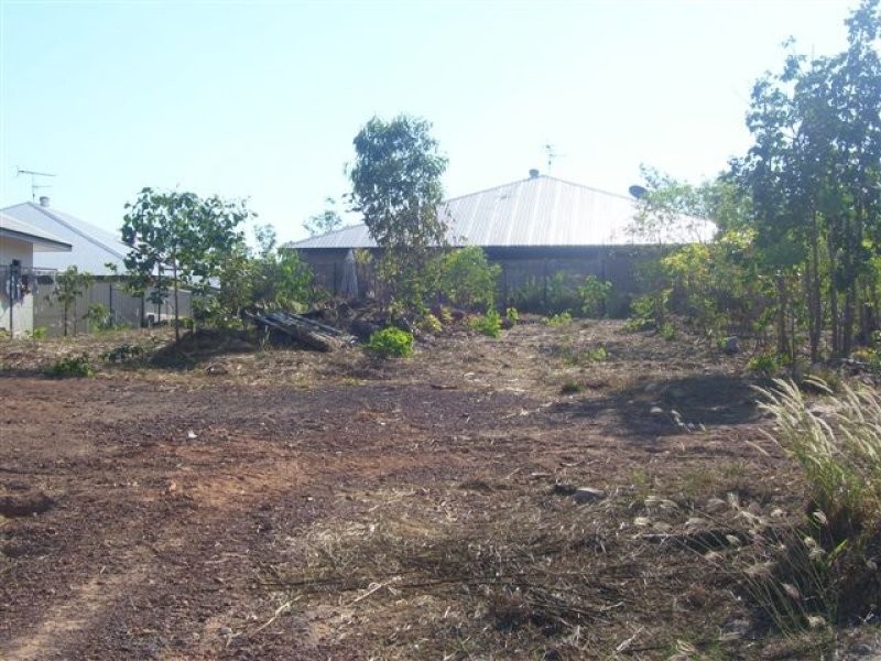 12 Yirra Crescent, Rosebery NT 0832