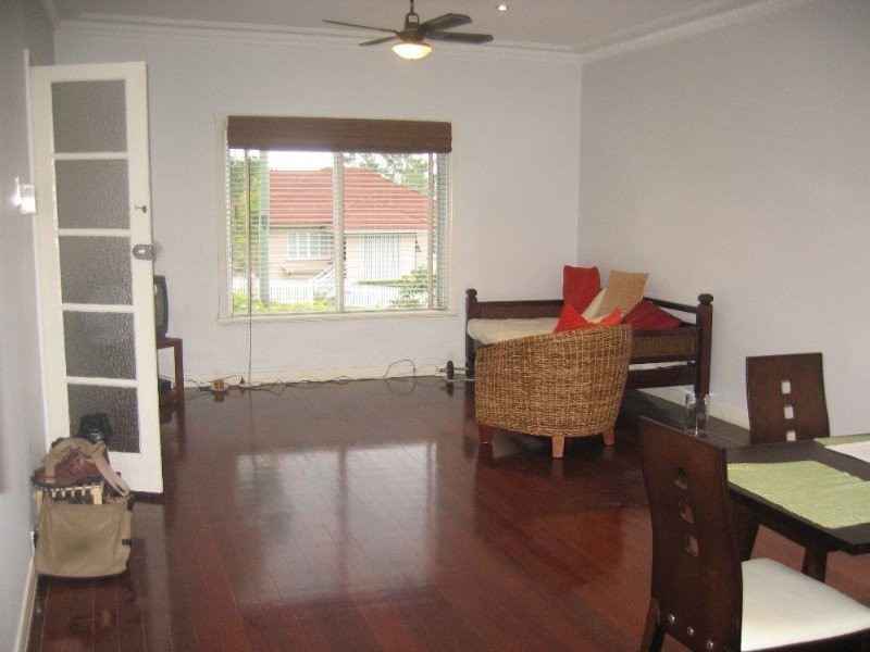 96 Taringa Parade, Indooroopilly QLD 4068
