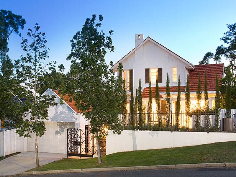 59 Neulans Road, Indooroopilly QLD 4068