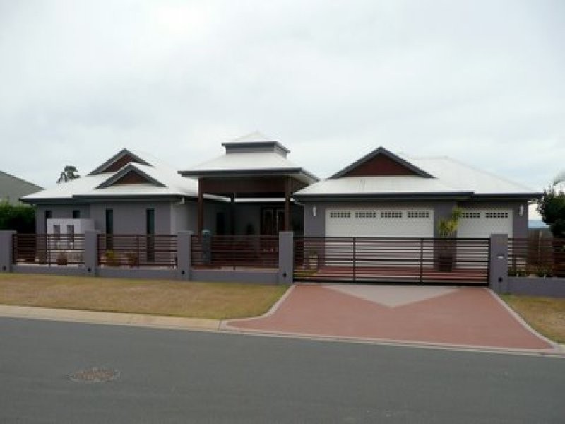 134 Gibson Crs, Bellbowrie QLD 4070
