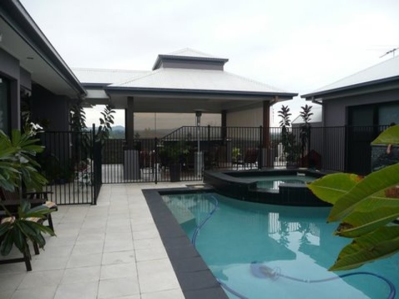 134 Gibson Crs, Bellbowrie QLD 4070
