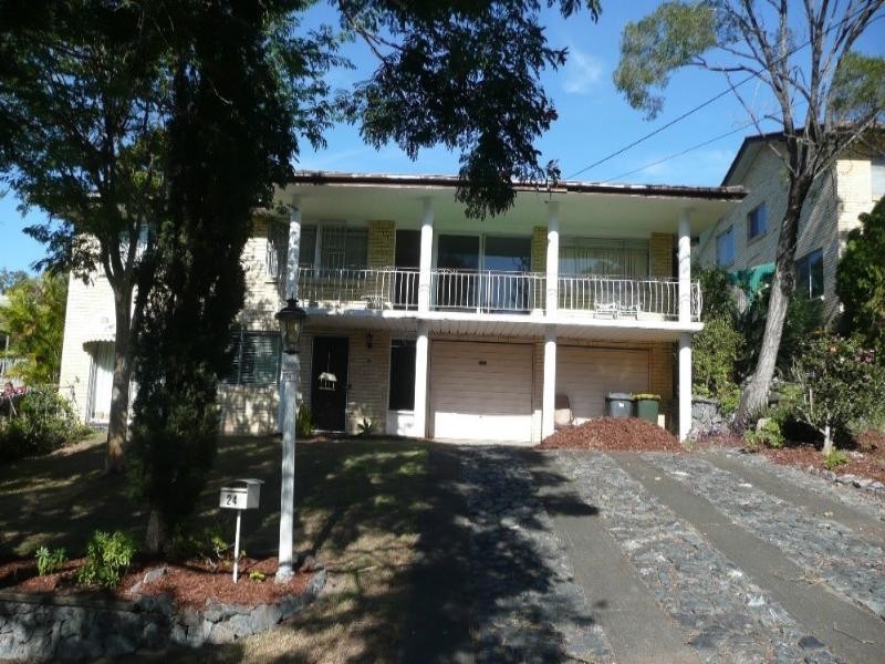 24 Merrilyn Street, Chapel Hill QLD 4069