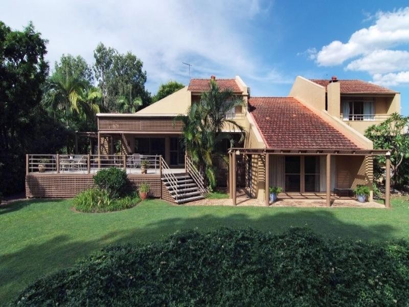 51 Meiers Road, Indooroopilly QLD 4068