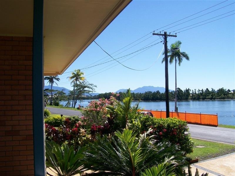 56 Esplanade, Innisfail QLD 4860
