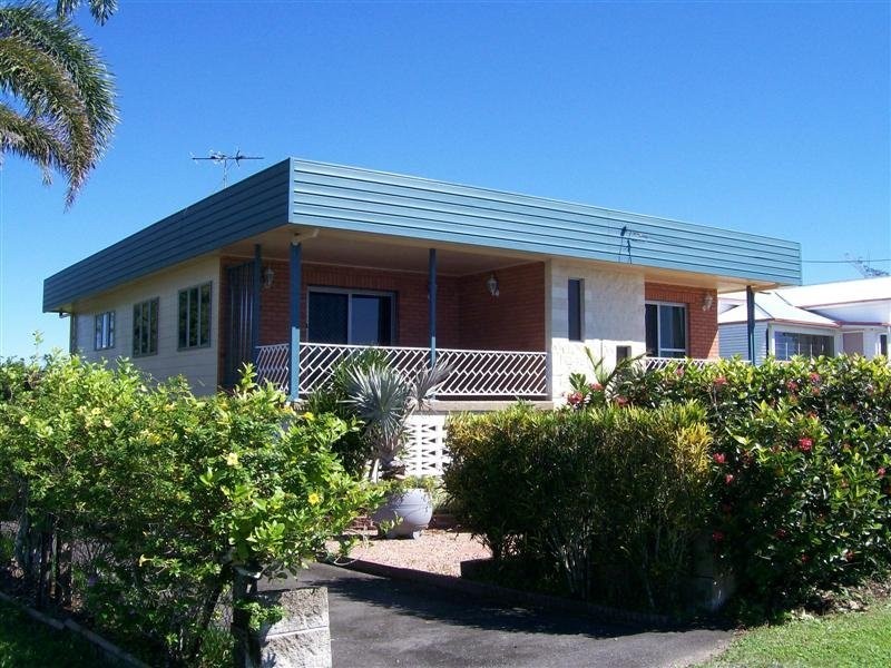 56 Esplanade, Innisfail QLD 4860