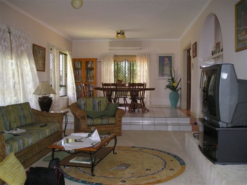 40 Riverside Crescent, Innisfail QLD 4860