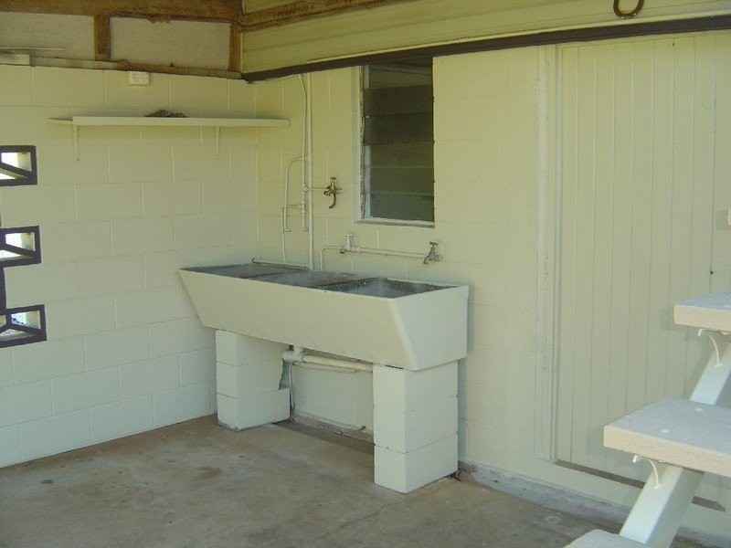 13 velution, Innisfail QLD 4860