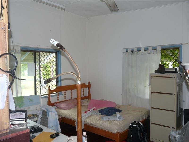 21 Judy Street, Flying Fish Point QLD 4860