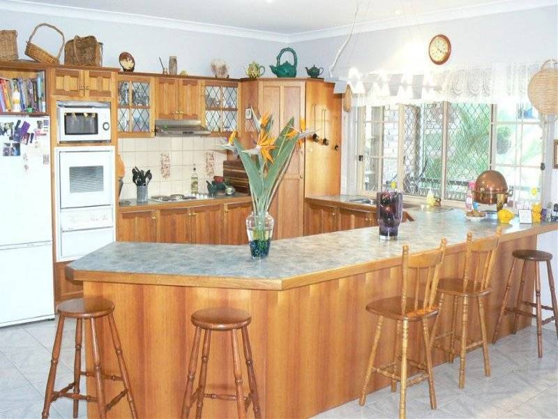 7 Gabbinbar Court, Pine Mountain QLD 4306