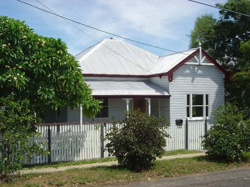 48 Pine Mountain Rd, North Ipswich QLD 4305