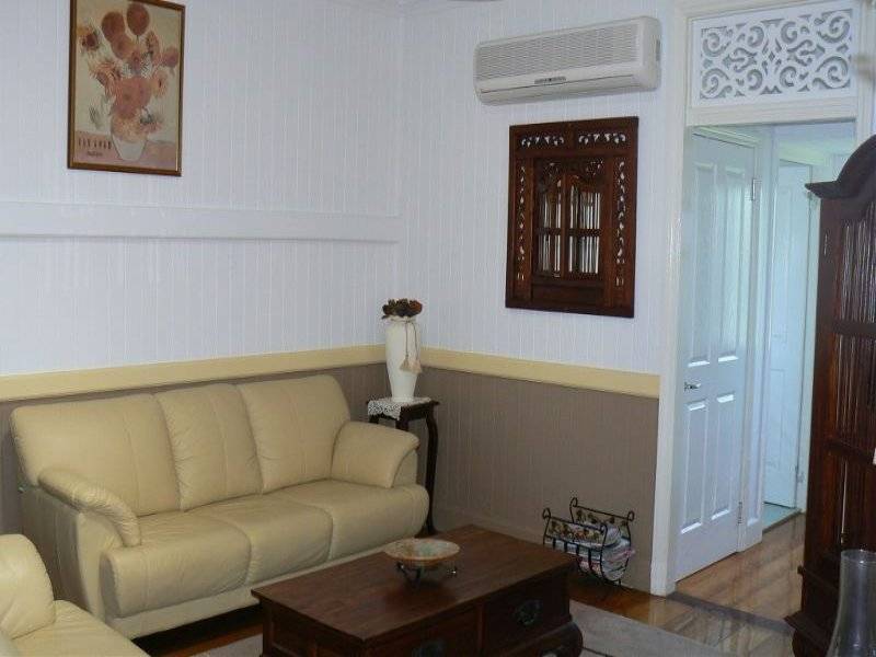 48 Pine Mountain Rd, North Ipswich QLD 4305